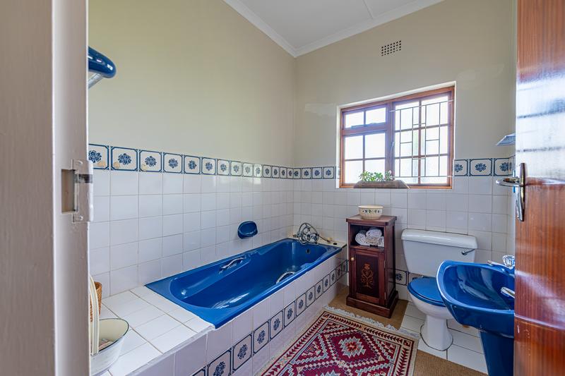 5 Bedroom Property for Sale in Riviersonderend Western Cape